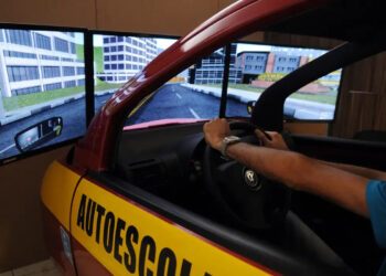 Contran aprova fim das aulas obrigatórias para tirar CNH - Foto: Gabriel Jabus/Agência Brasil