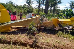 Acidente com avião em Monte Carmelo, mata piloto (Foto: Patrocínio Online)