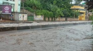 Chuva forte causa alagamentos em Belo Horizonte 1 Córrego Ferrugem