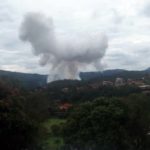 explosão em fábrica