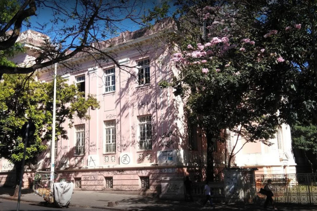 Jovem acusado de matar colega no Instituto de Educação vai a júri popular IEMG