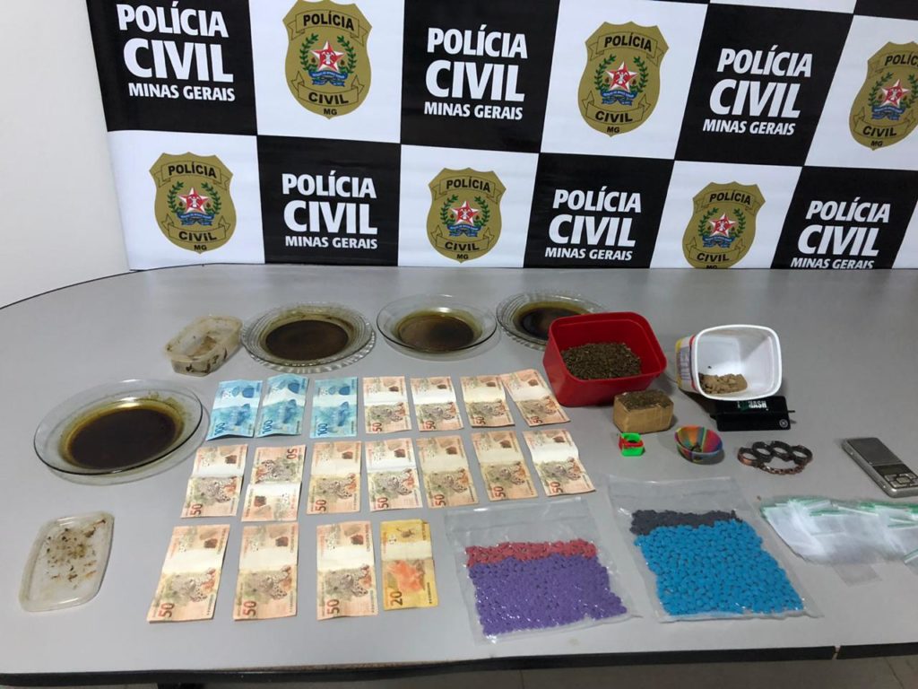 Dupla suspeita de tráfico de drogas é presa em Patos de Minas - Foto: Divulgação/PCMG