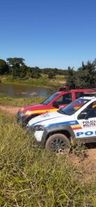 Corpos de dois pescadores são localizados pelos Bombeiros, no Rio das Velhas, em Inimutaba - Foto: Divulgação/CBMMG