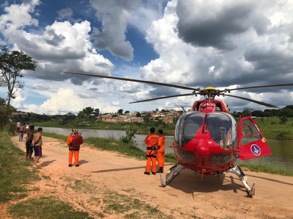 Jovem de 19 anos morre afogado na Lagoa da Ilha, em Esmeraldas - Foto: Divulgação/Corpo de Bombeiros