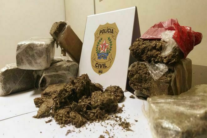 Polícia prende dois suspeitos e apreende droga em operação em Juiz de Fora - Foto: Divulgação/PCMG