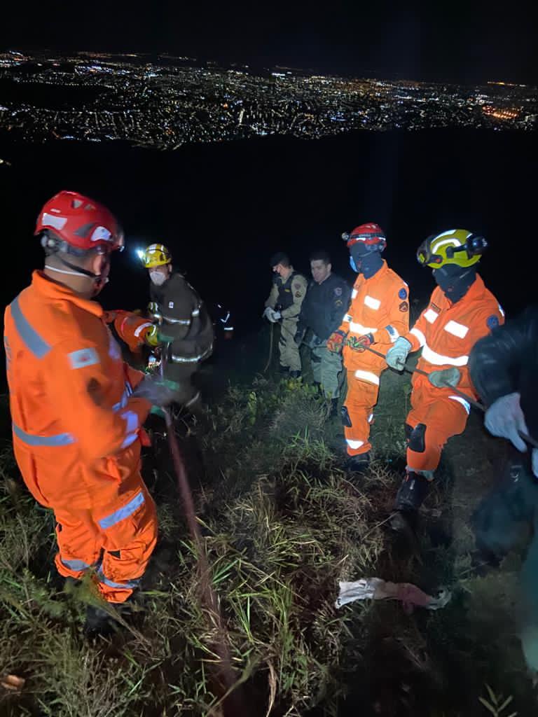 Soldado da PM morre após despencar de ribanceira de 260 metros, em Brumadinho - Foto: Divulgação/CBMG