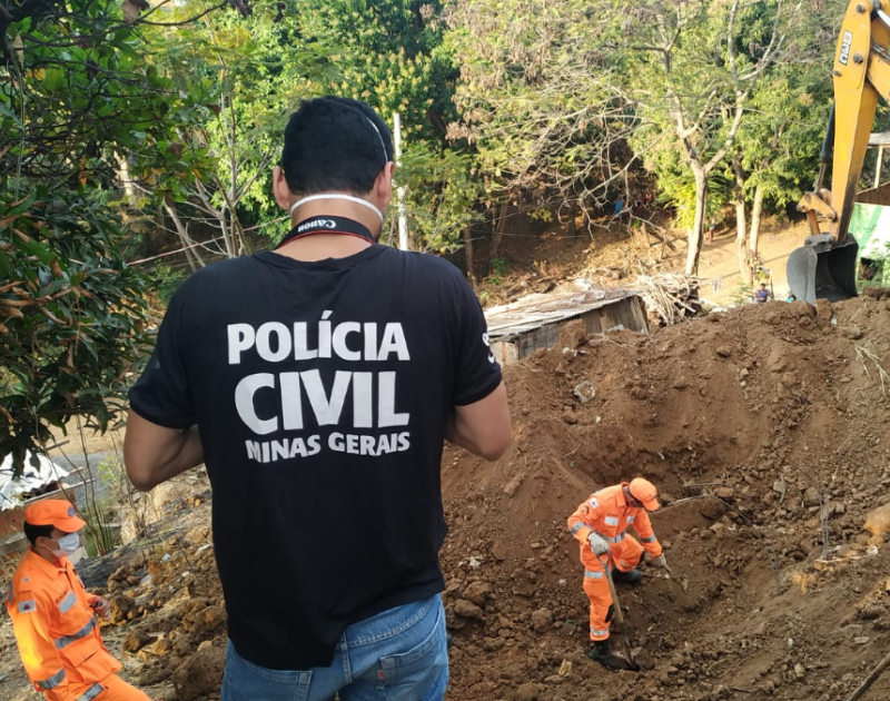 Polícia Civil localiza ossadas humanas em Governador Valadares - Foto: Divulgação/PCMG