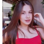 Yasmin Martins Videira foi atingida na nuca por um tiro em frete a casa de festa - Foto: Reprodução