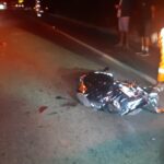 Motociclista morre após acidente com carro na BR-116, em Santa Rita de Minas - Foto: Reprodução/Redes Sociais