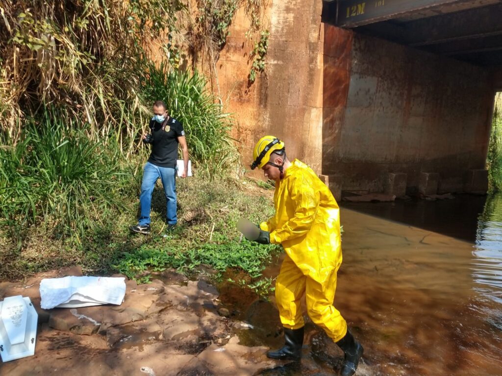 Feto é encontrado dentro de córrego São José em Ituiutaba - Foto: Divulgação/Corpo de Bombeiros