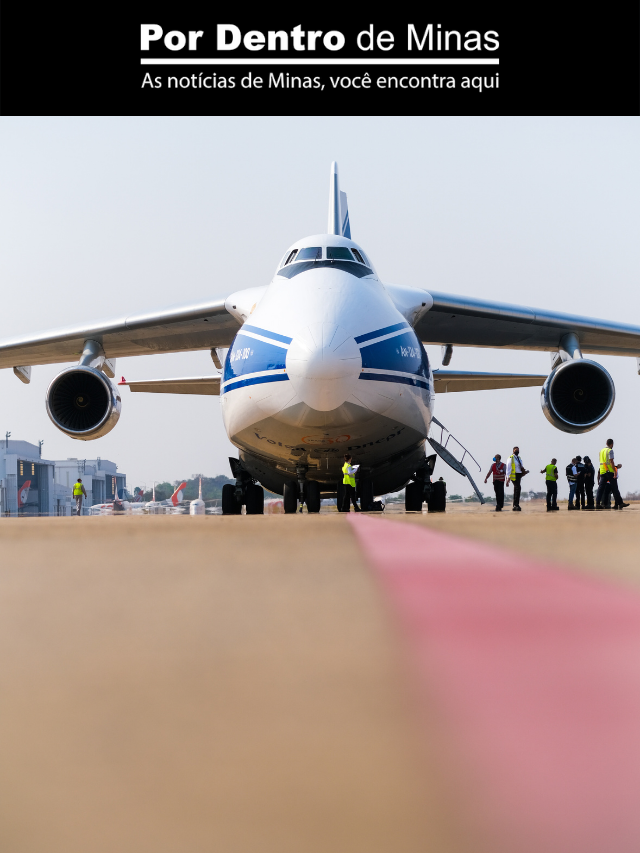 Segundo maior avião do mundo pousa no Aeroporto de Confins