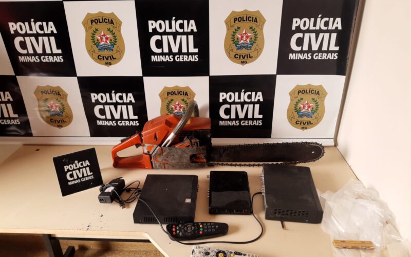 Jovem é preso por trafico de drogas em Santa Maria do Suaçuí - Foto: Divulgação/PCMG