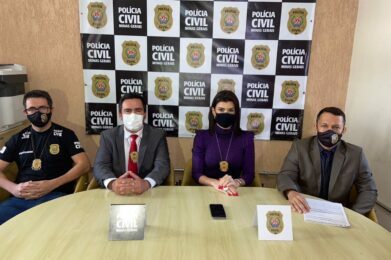 Coletiva de imprensa com delegados responsáveis pelo caso - Foto: Divulgação/PCMG