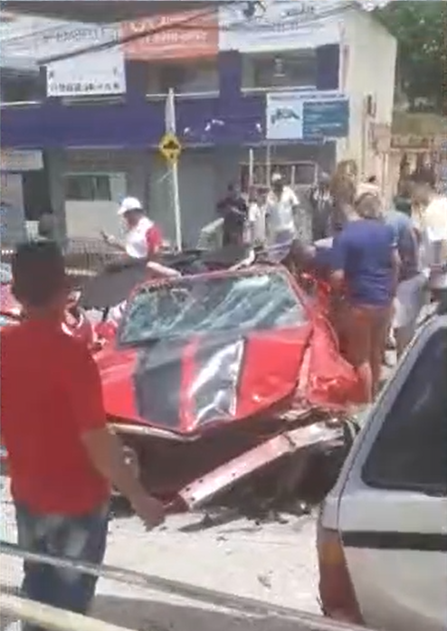 Acidente deixa ao menos quatro vítimas no bairro Veneza, em Ribeirão das Neves - Foto: Reprodução/Redes Sociais