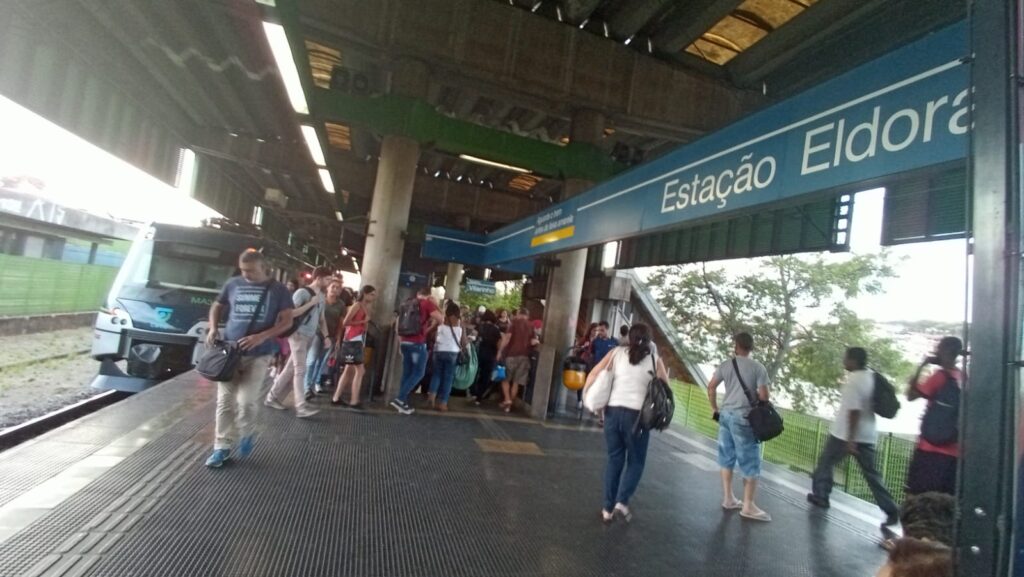 Metroviários de BH suspendem greve a partir de domingo, segundo CBTU - Foto: Por Dentro de Minas