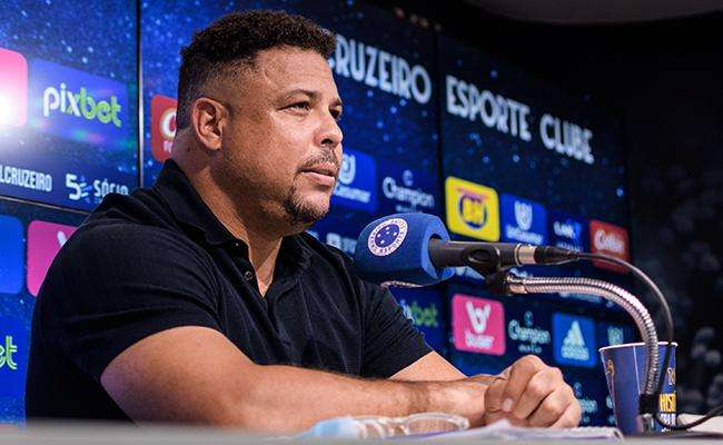 'Paciente na UTI' afirma Ronaldo na primeira coletiva como gestor do Cruzeiro - Foto: Gustavo Aleixo/Cruzeiro