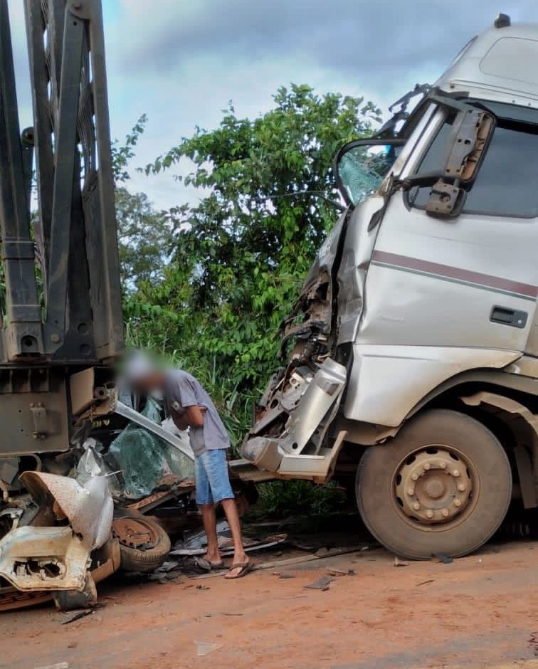 Jovem morre após engavetamento envolvendo 5 veículos na MG-230 em Rio Paranaíba - Foto: Reprodução/Redes Sociais