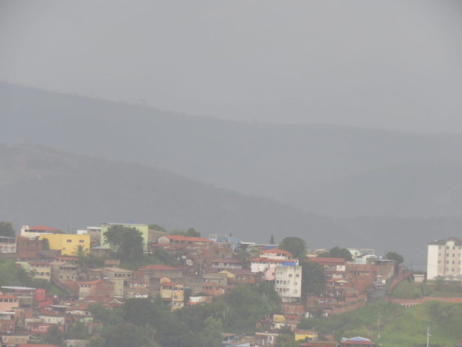 Belo Horizonte registra dobro do volume de chuva esperado para todo o mês de maio - Foto: Por Dentro de Minas