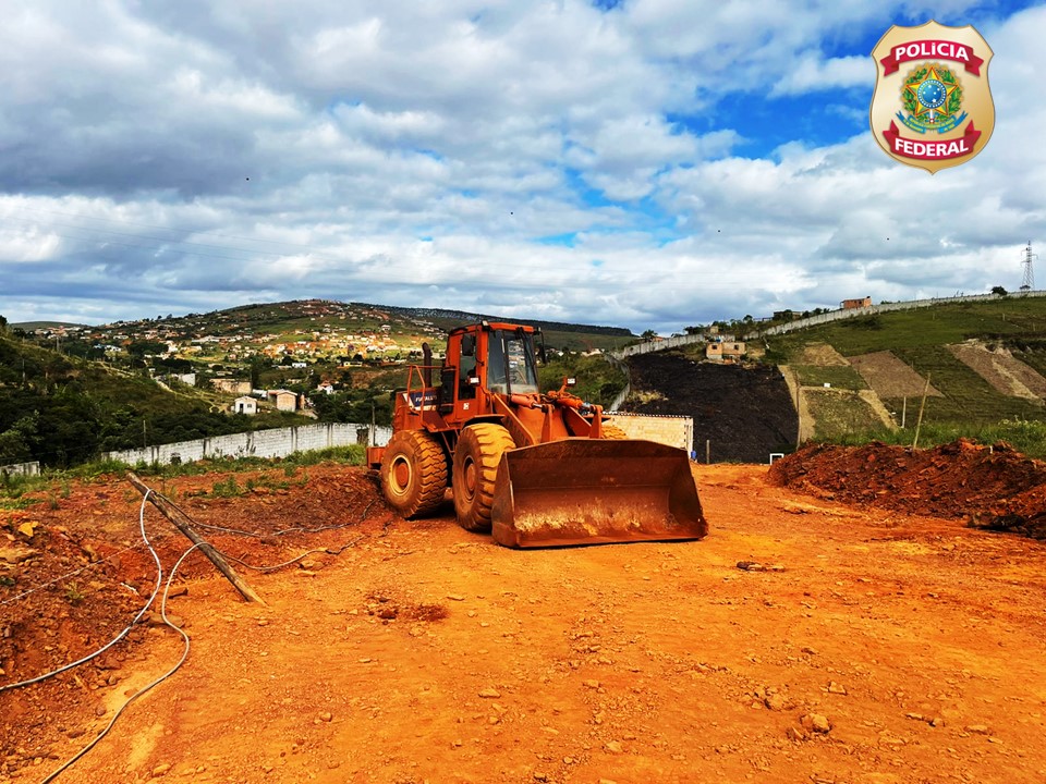 PF realiza operação de combate extração ilegal de minério em Itabirito - Foto: Divulgação/PF