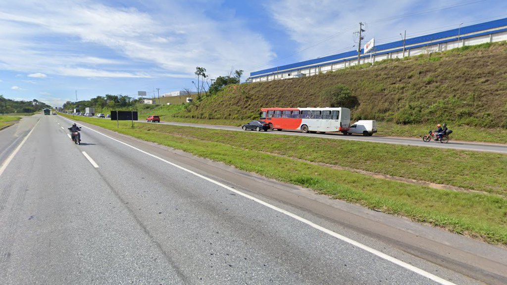 Motociclista fica ferido após colisão com ônibus na BR-040, em Ribeirão das Neves - Foto: Reprodução/Google Street View