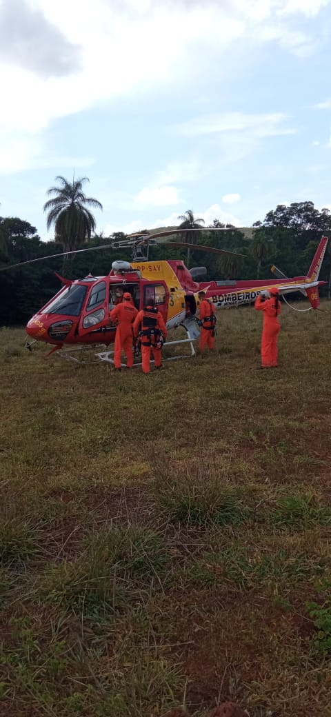 Motociclista fica ferido após cair em trilha na Serra do Cipó - Foto: Divulgação/CBMMG