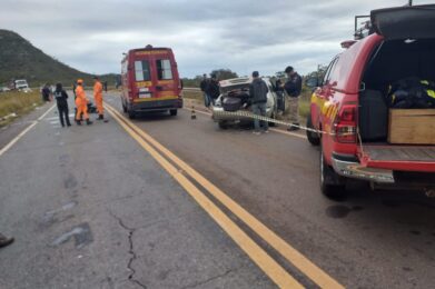 Criança morre após acidente entre carro e moto na BR-367, em Diamantina - Foto: Divulgação/CBMMG