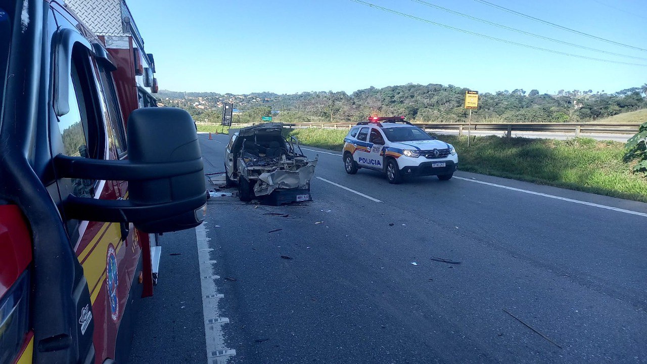 Acidente na MG-424 em Vespasiano - Foto: Divulgação/CBMMG