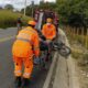 Jovem fica ferida após moto ser atingida por carro em estrada que liga Vespasiano e Santa Luzia - Foto: Divulgação/CBMMG