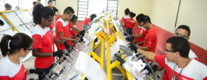 Senai e Petrobras oferecem cursos gratuitos com bolsa de até R$ 858; veja vagas em MG - Foto: Divulgação/FIEMG