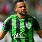 América-MG faz 2 a 1 sobre Cuiabá, que segue no Z4 do Brasileirão - Foto: Mourão Panda / América