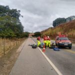 Batida entre duas carretas deixa uma pessoa morta na BR-116, em Engenheiro Caldas - Foto: Divulgação/CBMMG