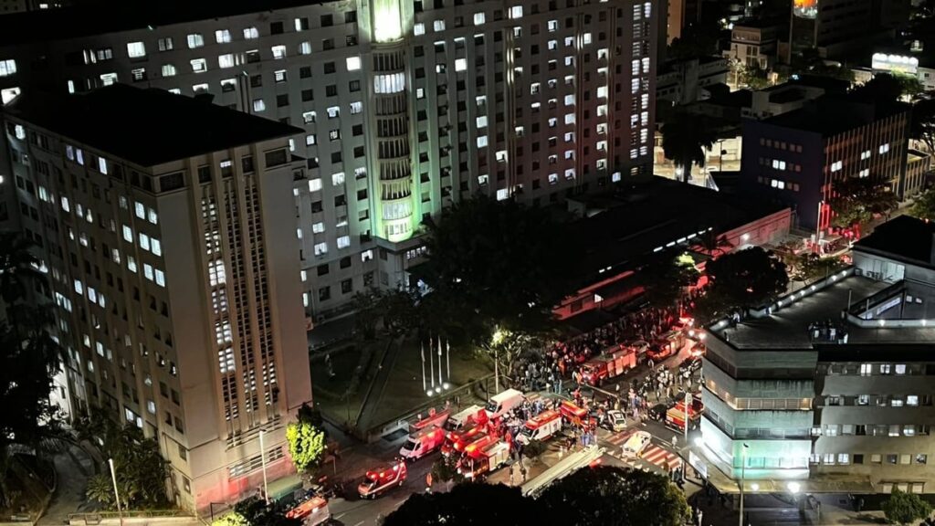 Santa Casa de BH confirma duas mortes de pacientes após incêndio atingir andar do CTI - Foto: Reprodução/Redes Sociais