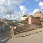 Homem é assassinado a tiros na Vila Apolônia, na Região de Venda Nova, em BH - Foto: Reprodução/Google Street View