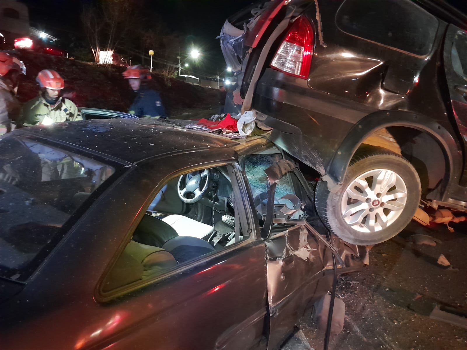 Bebê morre e quatro pessoas ficam feridas em grave acidente entre carros na MG-424, em Pedro Leopoldo - Foto: Divulgação/PMMG