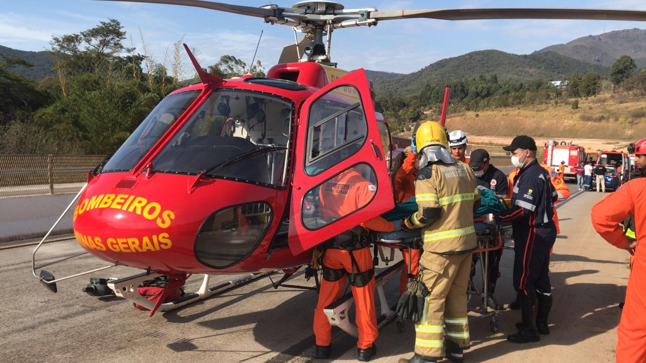 Quatro pessoas ficam feridas em grave acidente na BR-381, em Caeté - Foto: Divulgação/CBMMG