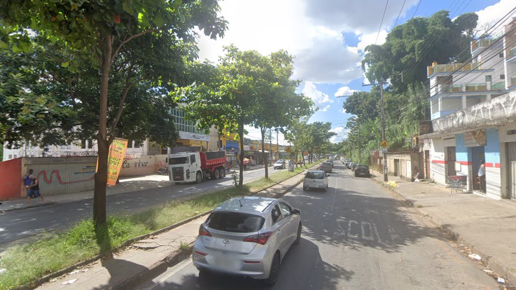 Avenida Senador Levindo Coelho, no bairro Santa Cecília, na Região do Barreiro - Foto: Reprodução/Google Street View