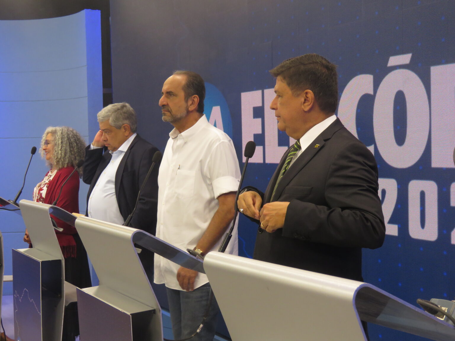 TV Globo Minas promove debate com candidatos ao governo de Minas Gerais Com ausência Romeu Zema, candidatos participam de debate na TV Alterosa - Foto: Elberty Valadares/Por Dentro de Minas