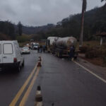 Quatro pessoas da mesma família morrem após grave acidente na MG-262, em Acaiaca - Foto: Divulgação/PRF