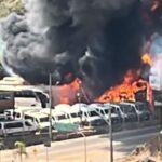 Incêndio atinge garagem de ônibus no bairro Cruzeiro do Sul, em Mariana - Foto: Reprodução/Redes Sociais