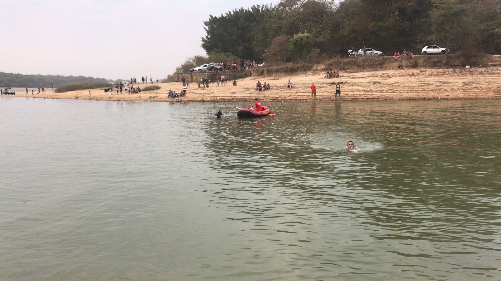 Jovem morre afogado na Lagoa Várzea das Flores, em Betim - Foto: Divulgação/CBMMG