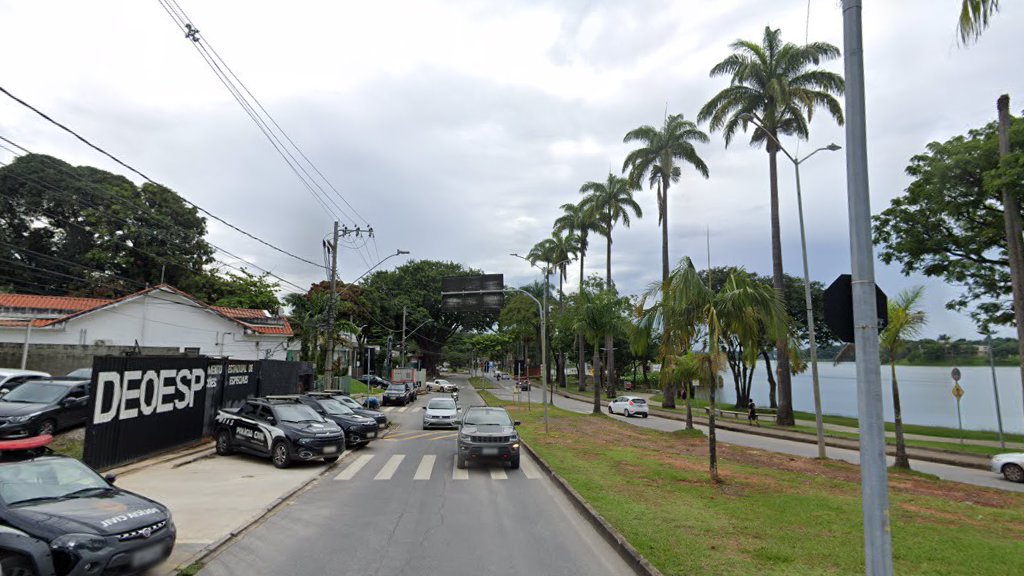 Av. Otacílio Negrão de Lima, no bairro São Luiz - Foto: Reprodução/Google Street View