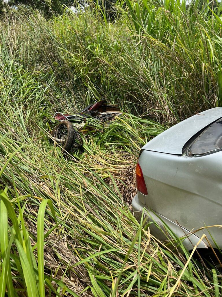 Motociclista morre após colisão com carro na BR-365, em Patos de Minas - Foto: Divulgação/CBMMG