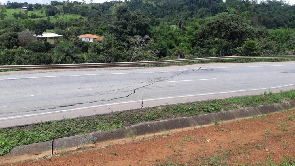 BR-262, em Florestal - Foto: Divulgação/PRF