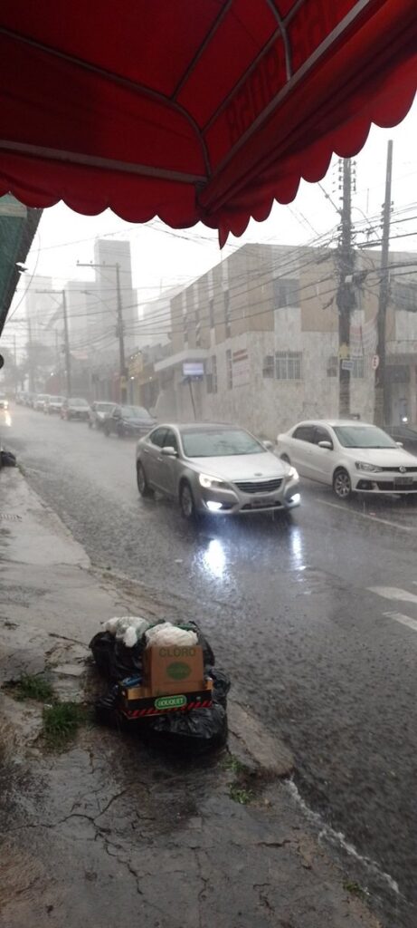 Chuva extremamente forte atinge Belo Horizonte e Região Metropolitana - Foto: Redes Sociais