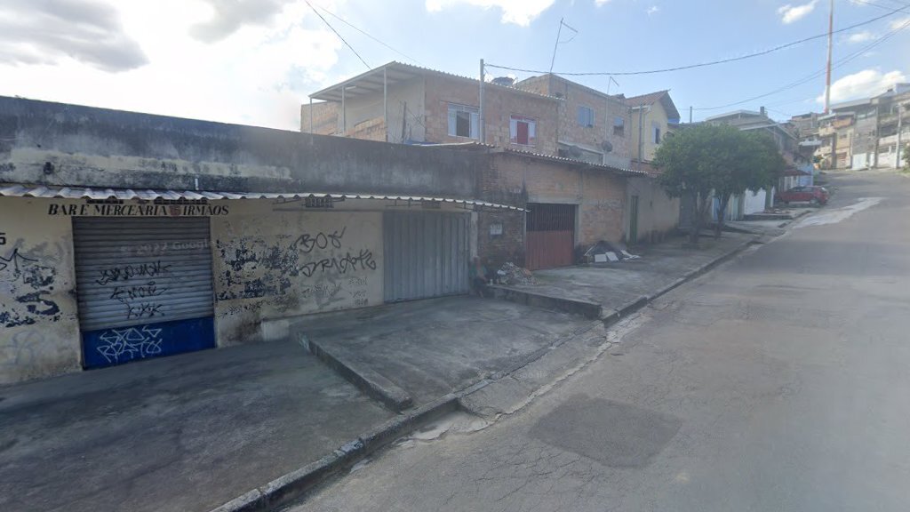 Homem é morto a pauladas após discussão dentro de bar no bairro Jardim Felicidade, em BH - Foto: Reprodução/Google Street View