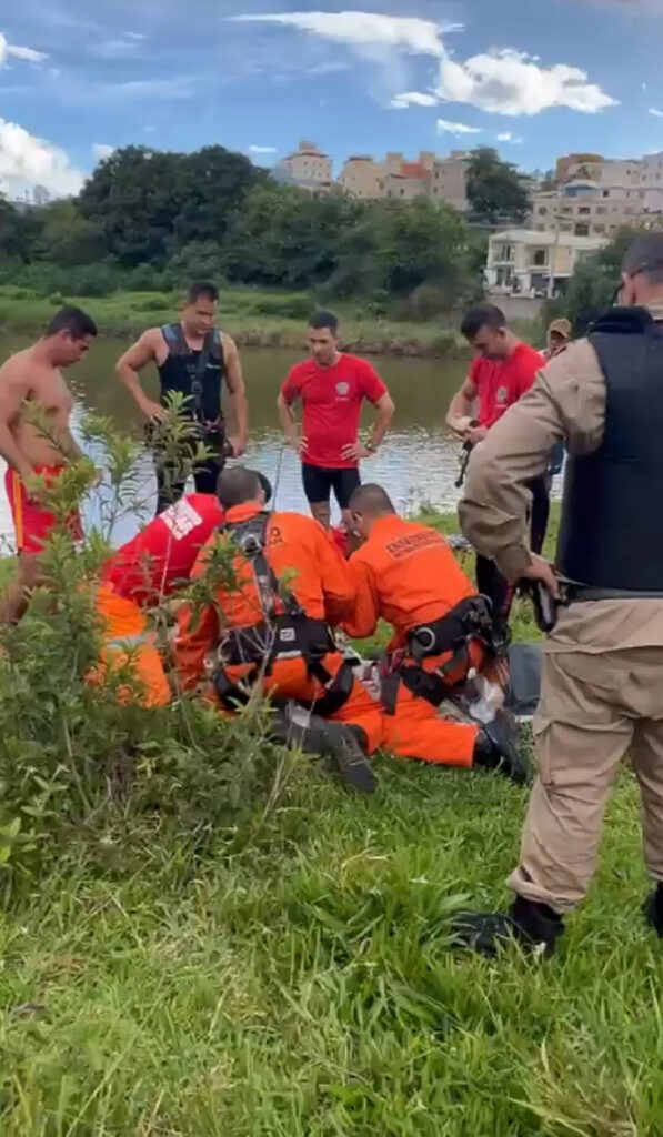 Jovem morre afogado na Lagoa da Petrobrás, em Sarzedo - Foto: Divulgação/CBMMG