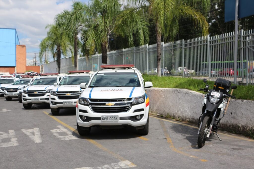 Suspeita de bomba mobiliza policiais do BOPE e fecha avenida na Savassi, em BH - Foto: Divulgação/18º BPM PMMG (Arquivo)