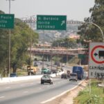 Motociclista morre em acidente com caminhão no Anel Rodoviário, em BH - Foto: Divulgação/PBH