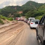 Deslizamento de terra interdita parcialmente BR-381 em Jaguaraçu - Foto: Divulgação/PRF