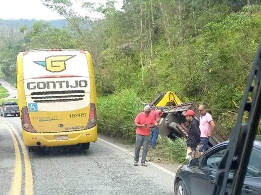 Seis pessoas ficam feridas em grave acidente na BR-381, em João Monlevade - Foto: Reprodução